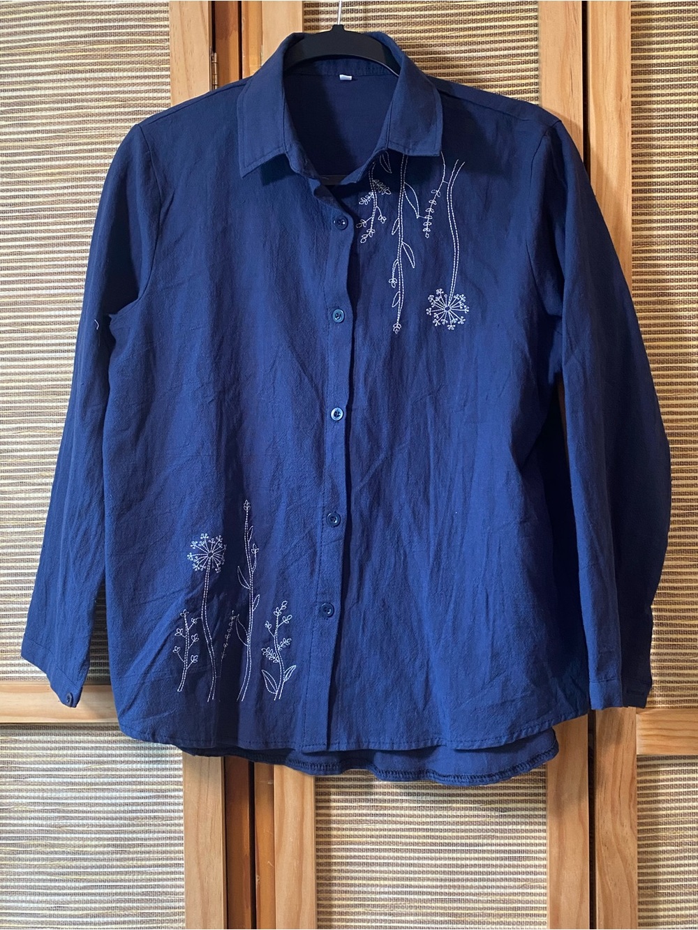 Navy blue button up shirt w embroidery size L